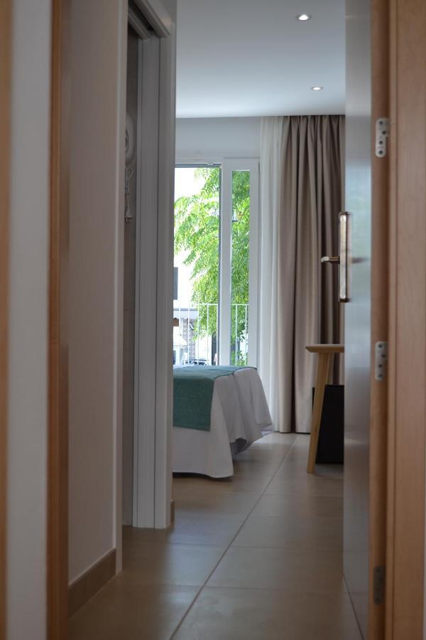 Hotel Oasis Centro Conil De La Frontera Extérieur photo